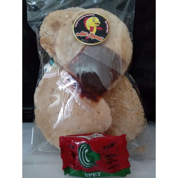 

Krupuk kemplang harga termurahh asli Palembang.