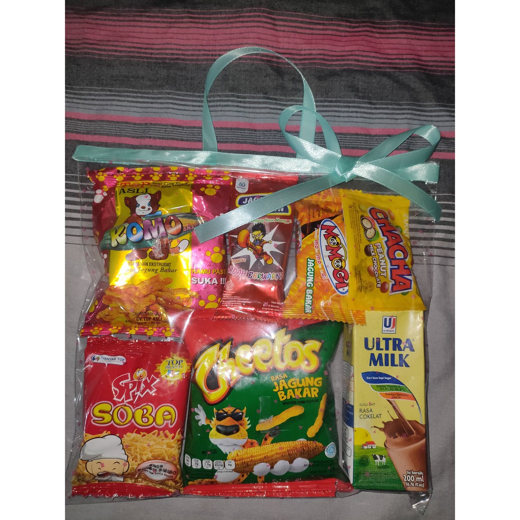 

Paket snack / bingkisan snack / Souvenir