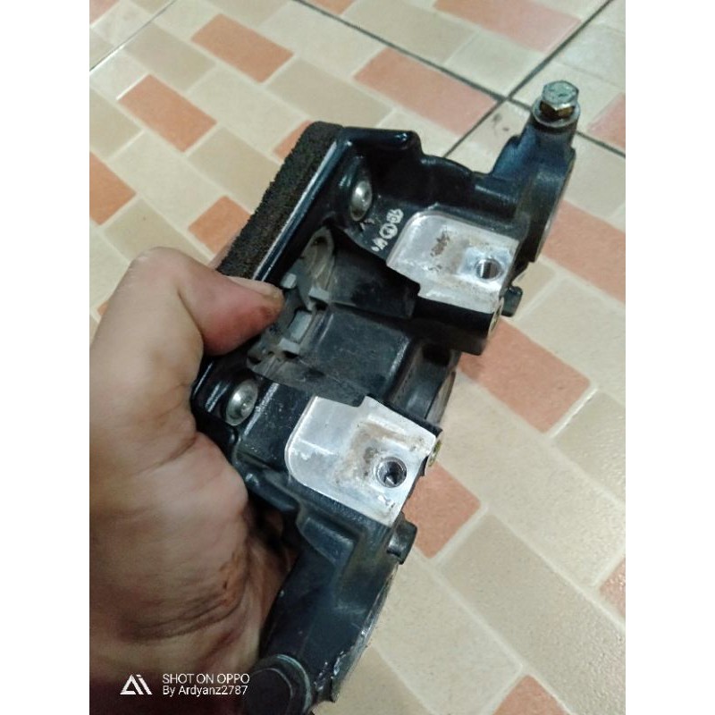 segitiga/T atas Ori Tiger revo