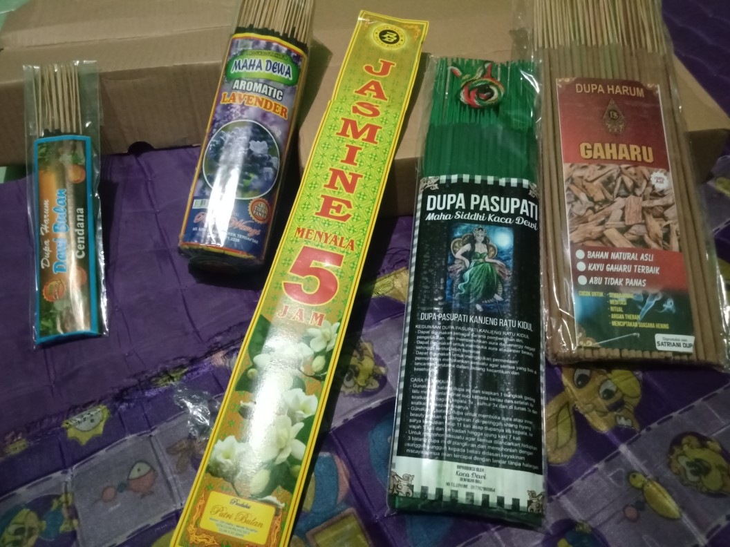 Dupa Maha Dewa Aromatic Sedap Malam - Lavender - Cempaka - Orchid - Jasmine - Sari Madu - Sandat