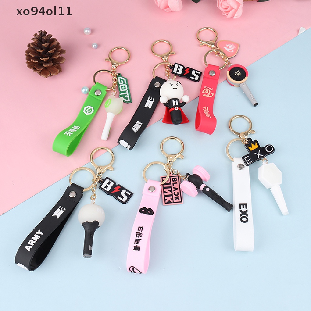 Gantungan Kunci Desain Kpop BTS TWICE NCT EXO BLACKPINK GOT7 Light Stick Lanyard