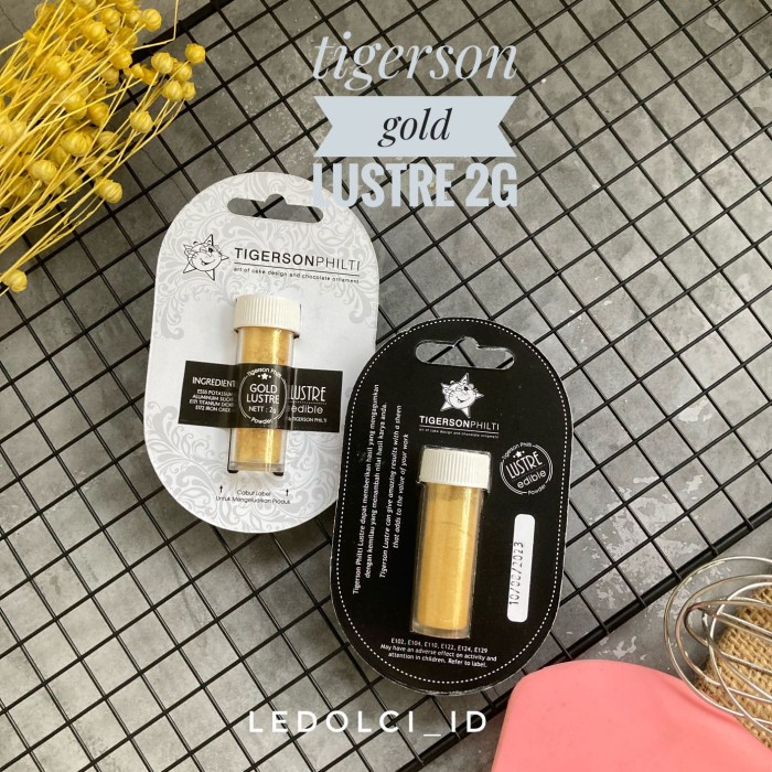 

EDIBLE LUSTRE GOLD DUST BUBUK EMAS FOOD GRADE LUSTER POWDER 2 GRAM