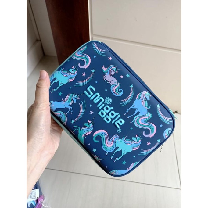 

Office & Stationery | Alat Tulis | Tempat Pensil Hardcase Smiggle Ori Plus Isi | Best Seller