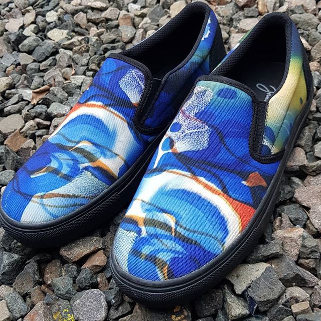 Painting shoes