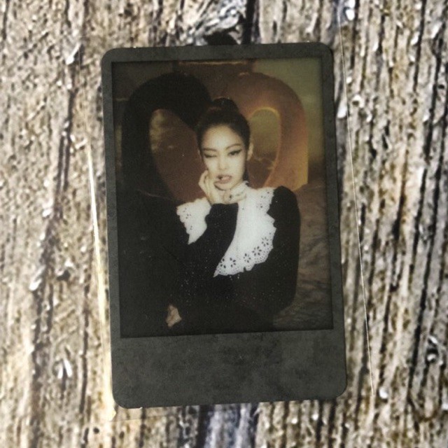 Photocard (PC) Jennie KTL Black Ver.