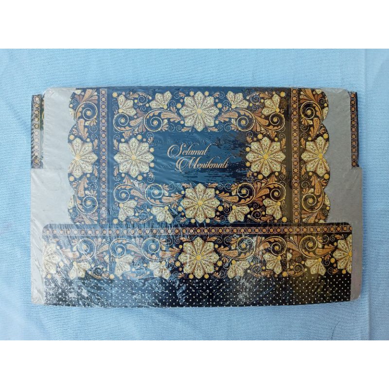 

KOTAK KUE 13X10 MOTIF ISI20