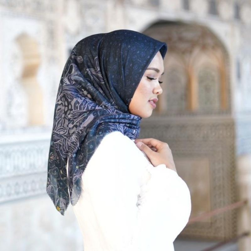 Buttonscarves maharani NAVY