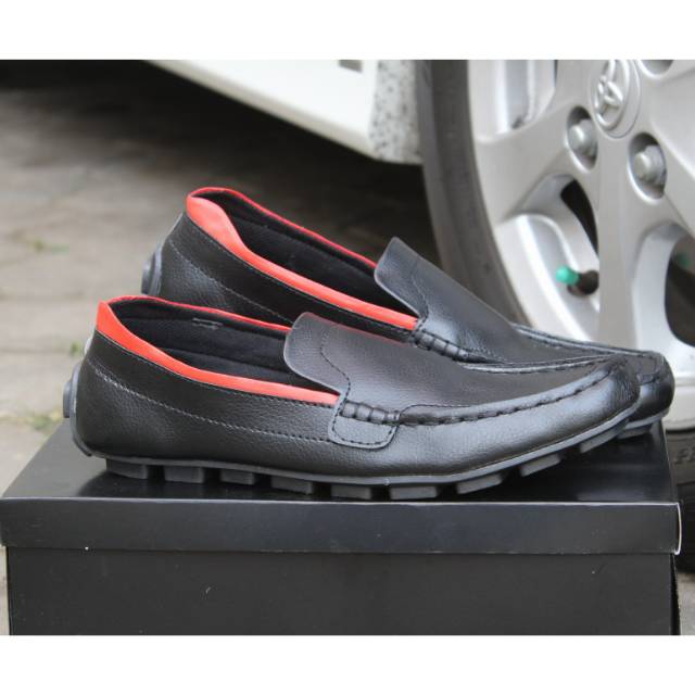 SEPATU SLIP ON PRIA FASHION CASUAL SLOP WRINGKEL GAYA TRENDI MASA KINI MAIN KERUT RUBICON ARCIT