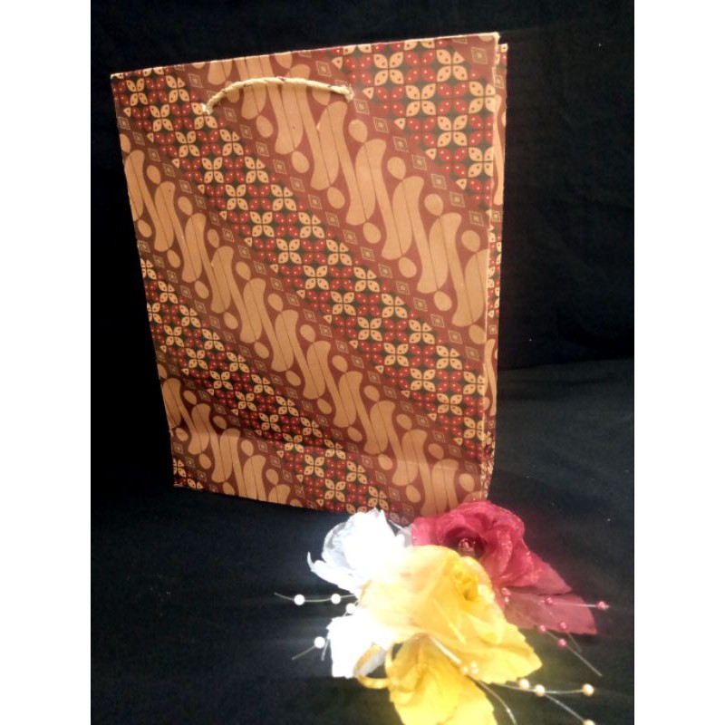 

Paperbag batik.tas kertas batik.goodybag batik