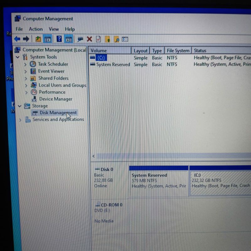 Laptop Lenovo B450 intel dual Core T4300 2.1Ghz Nvdia Geforce G105M Ram 2GB/250GB Layar 14 inch Mulus
