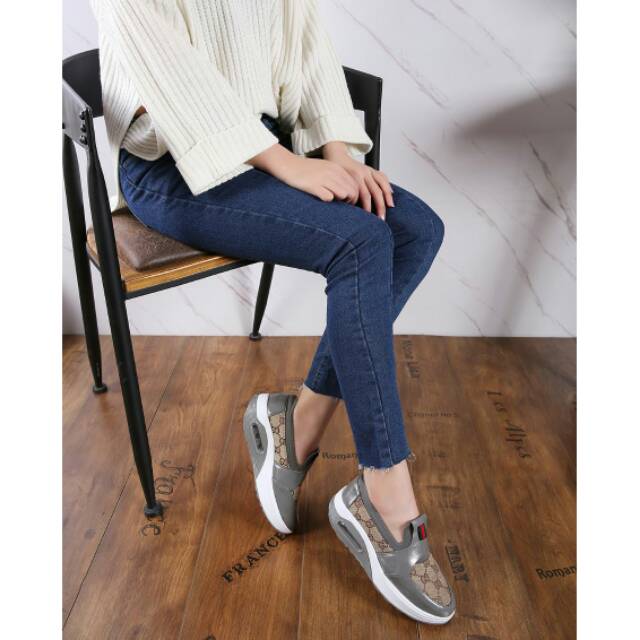 Sepatu GUCCI WEDGES 1168-6