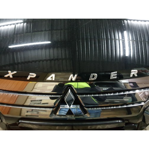 Emblem XPANDER STIKER Hood Engine Kap Mesin Depan