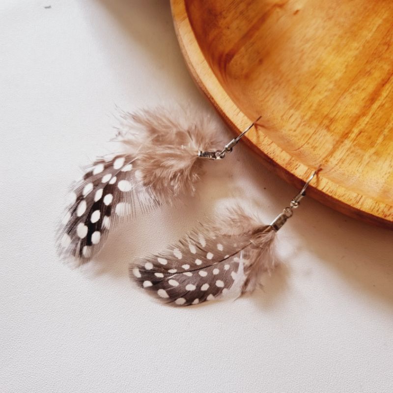 Anting Hijab Bulu Hitam / ANTING gantung Bulu Wanita Hijab Aksessoris Anting Hijab Anting tusuk  Bul