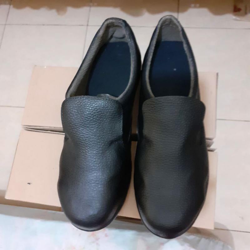 Sepatu sepety simon second orginal ujung besi