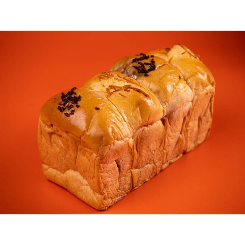 

Roti Sobek Coklat dan Keju | Chocolate and Cheese-filled Bread JERIN