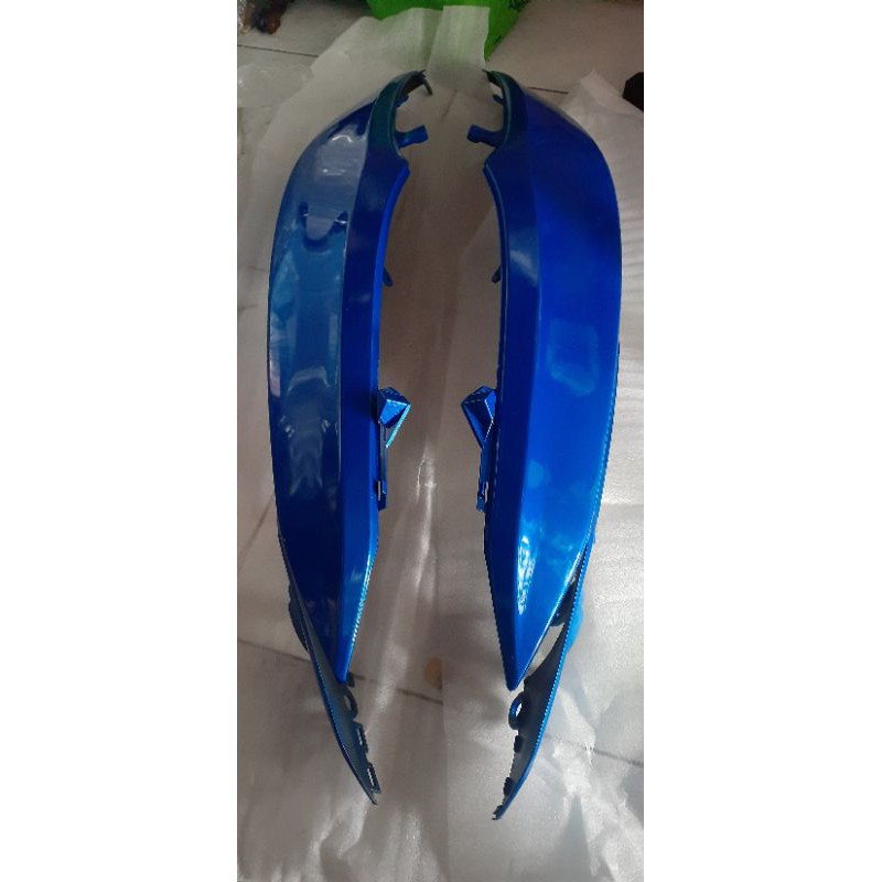 Cover body samping spacy. biru...
