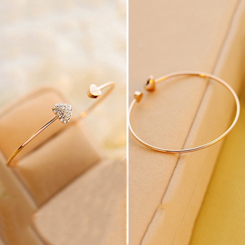 Gelang Kristal Bentuk Hati Warna Emas Gaya Retro Korea Untuk Wanita