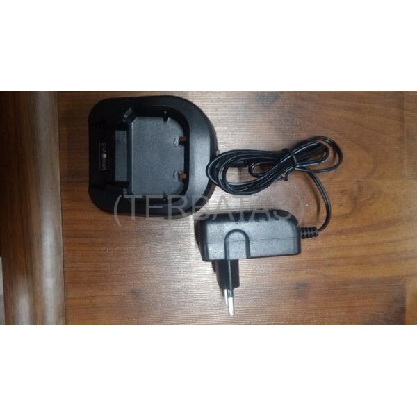 Carger Radio Ht Handy Talky Baofeng Uv 82 Original