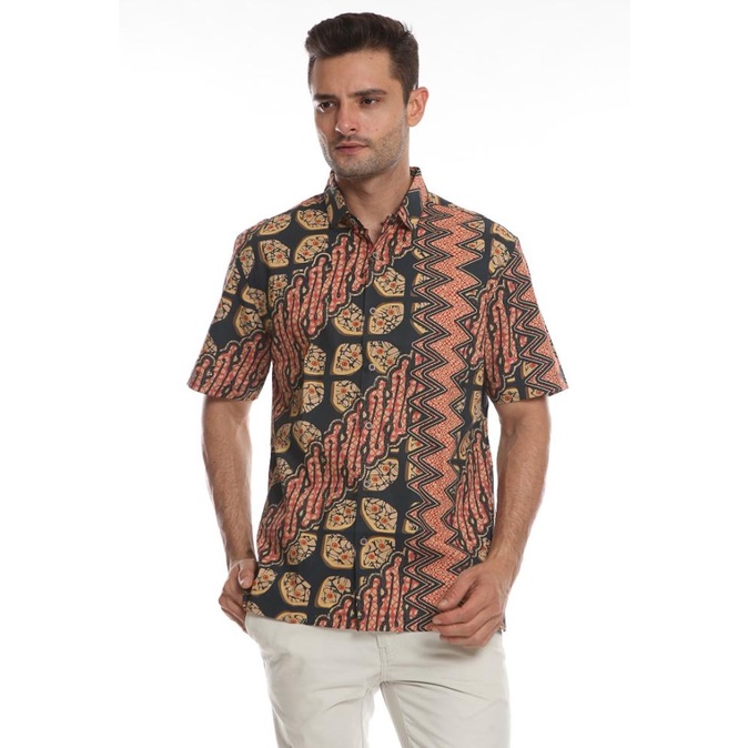 MANZONE Kemeja Batik Pria Lengan Pendek Modern Fit Dirandra-Black