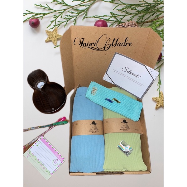 

HAMPERS COSTUM / HAMPERS HIJAB / PAKET HIJAB / KADO