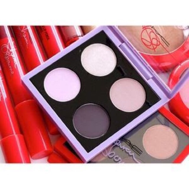 ❌sold❌Eyeshadow MAC x Kelly Osbourne (preloved) ❌sold❌