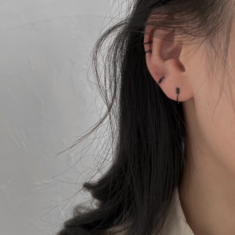 Roselife 1 Pasang Anting Bulat Spiral Kecil Bahan Titanium Steel Untuk Unisex / Pria / Wanita
