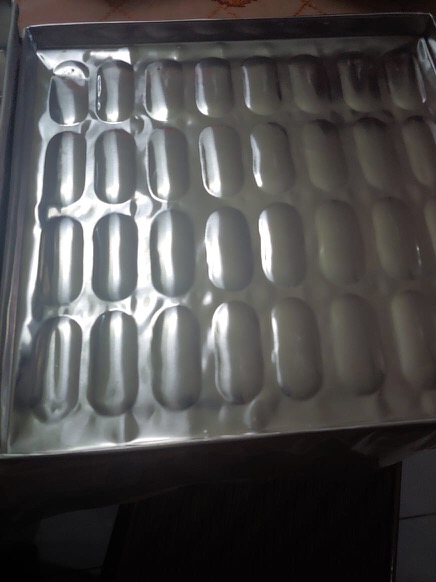 Cetakan Lidah Kucing Besar