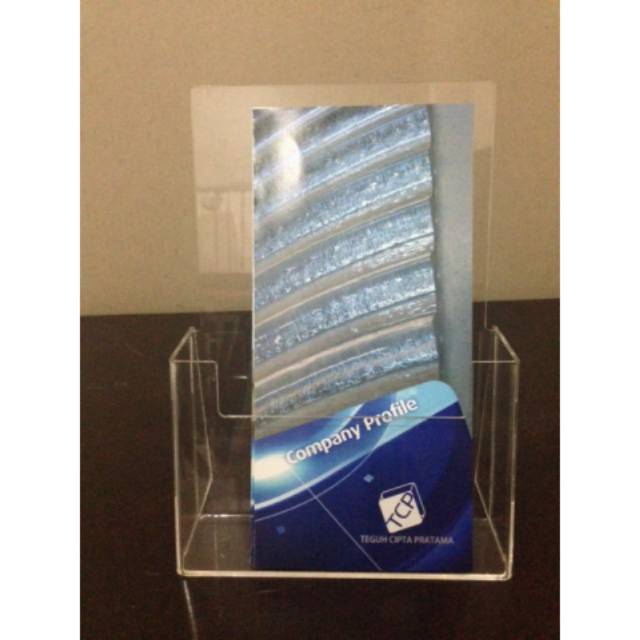 Acrylic tempat display brosur A5 satu susun vertikal