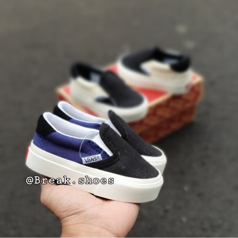 Sepatu anak slip on hitam gum / hitam krem/hitam navy sol karet