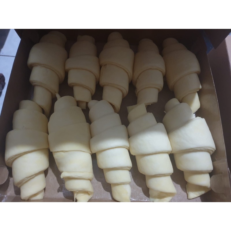 

CROISSANT DOUGH BISA UNTUK CROFFLE // FRESH // MADE BY ORDER // SUPPLIER UMKM ATAUPUN INDIVIDU