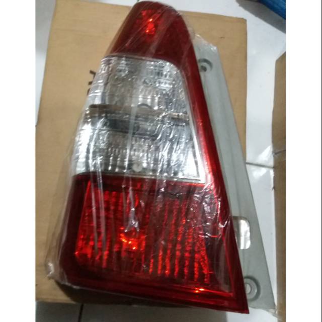 LAMPU BELAKANG INNOVA 2012-2015