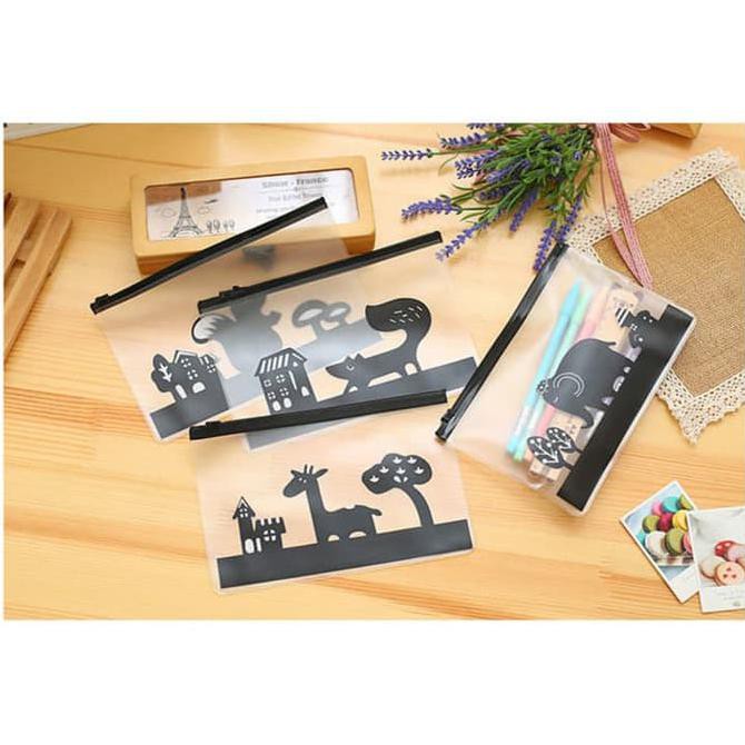 

TP0035 Tempat Pensil Cool Animal Transparan - tupai