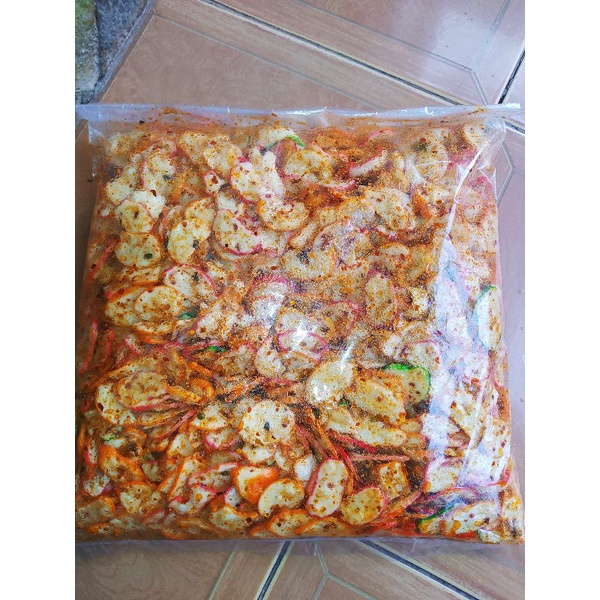 

KRUPUK PEDAS DAUN JERUK 100g /kemasan standing pouch/PEDAS GURIH NAMPOLLL