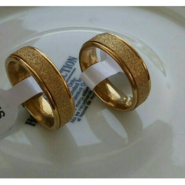 Cincin Pasir Titanium Gold paris / cincin couple / Cincin Tunangan