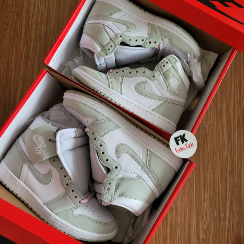Air Jordan 1 High Seafoam (W) || wolf grey barely rose dutch green