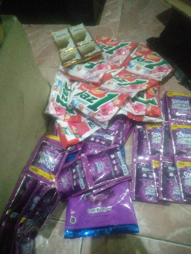 Kispray Gold Sachet  Isi 12 × 11 Ml