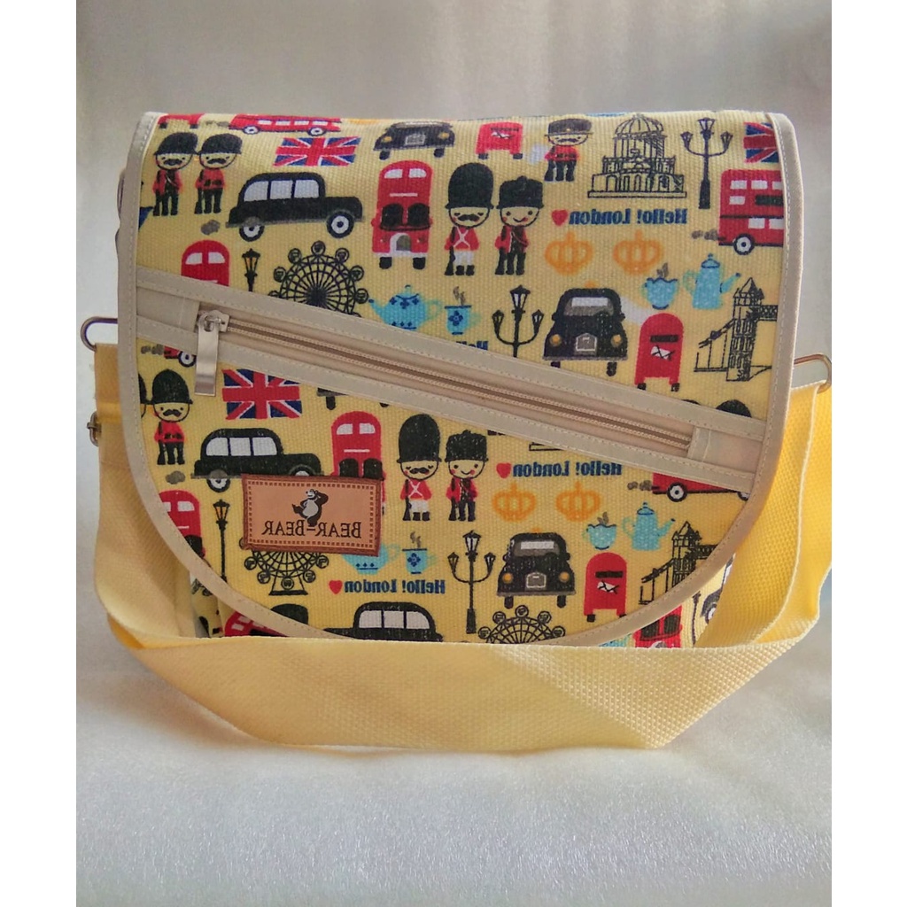 Tas Slempang & Bahu Bertutup Kanvas Motif Hellow London Yellow BB.011