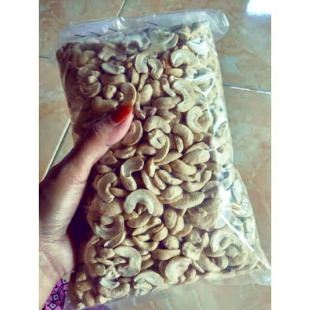 

Kacang Mede/Mete/Mente/Cashew Wonogiri Belah Mentah 1kg