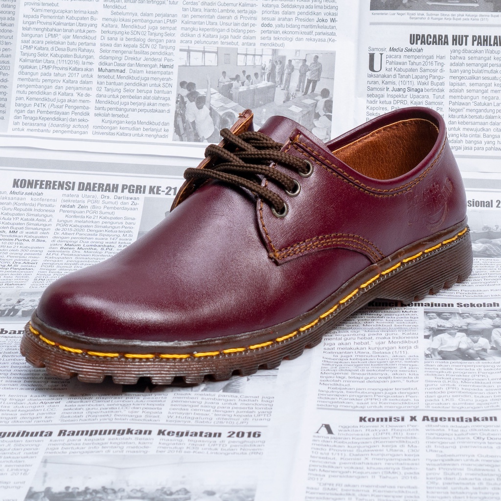 Sepatu Wanita / Docmart Wanita Low Boots 3 Hole Kulit Asli Premium