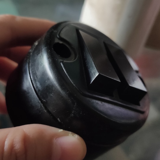 Saklar Lampu Hitam Bulat BROCO SNI