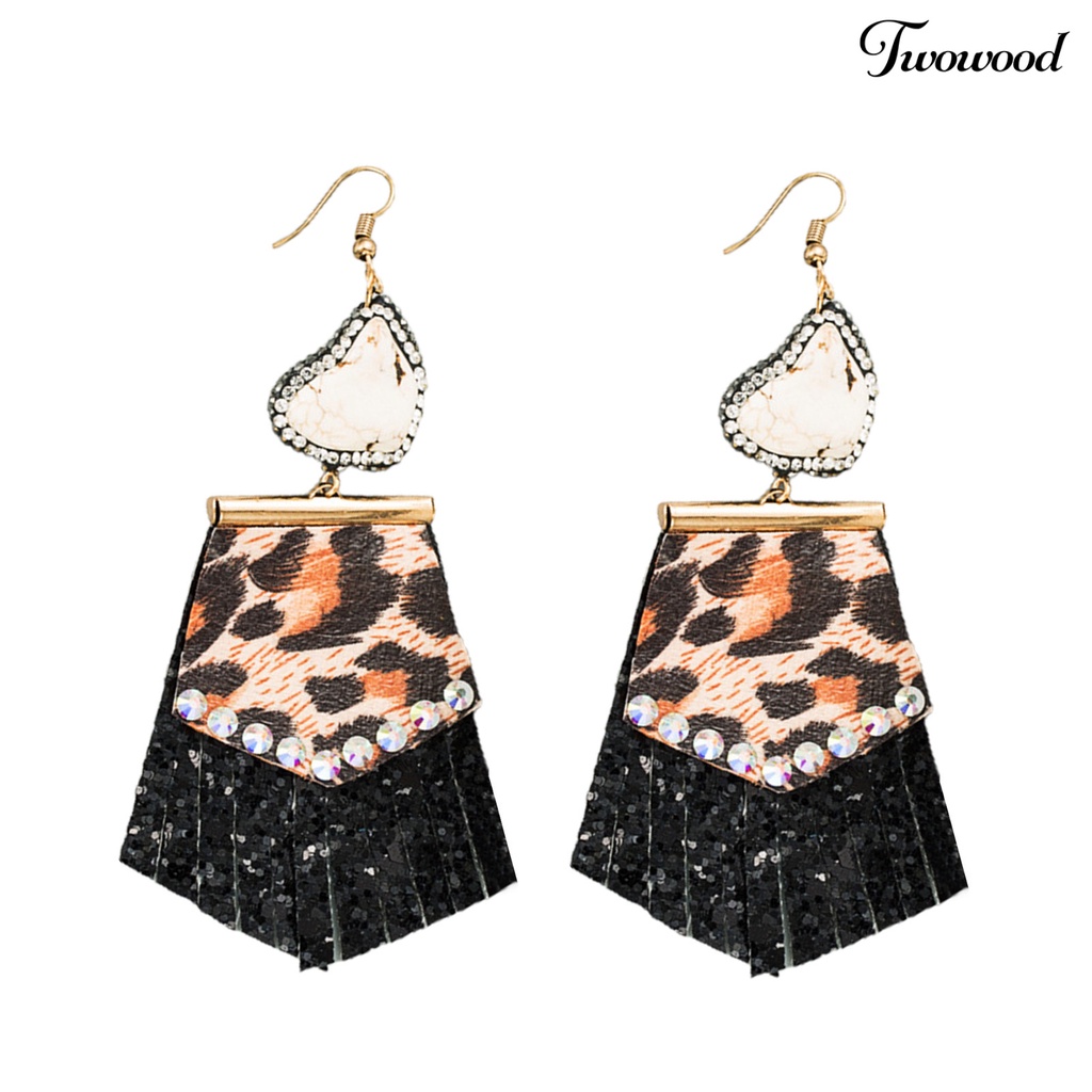 1 Pasang Anting Kait Rumbai Motif Print Leopard Bahan Kulit Tiruan Aksen Berlian Imitasi Untuk Wanita