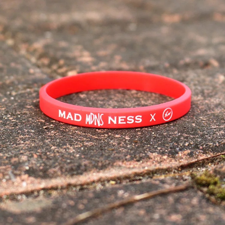 NICE GIFT SILICONE BRACELET TREN IMPORT RUBBER MADNESS RED