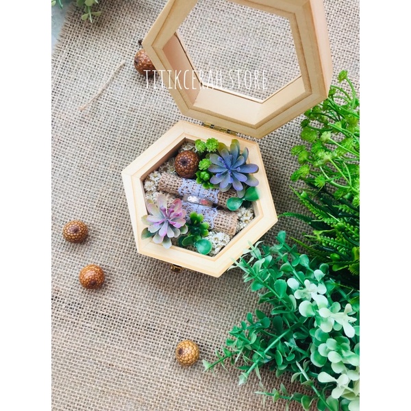 ring box /kotak cincin/tempat cincin/kotak cincin pernikahan/tempat cincin pernikahan/ring box rusti