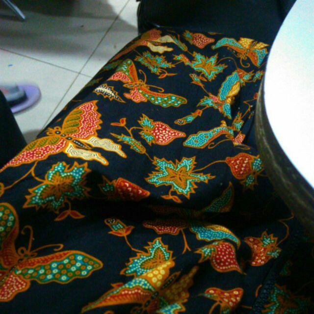 Terlaris Serut Genes Jelita Tunic Navbor Yelbor Whitbor Creambor Tunik Batik Modern Hrb030 Dolbi Dob