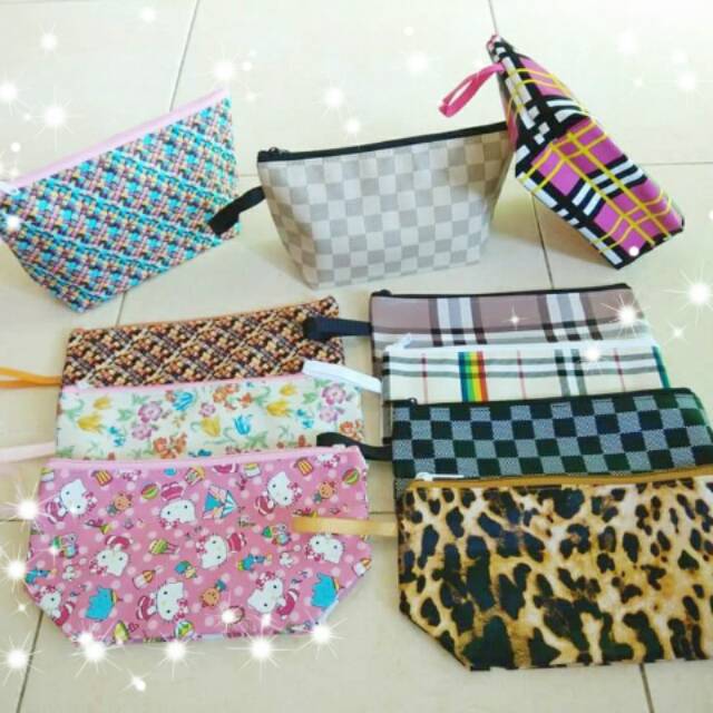 Dompet Kosmetik Motif