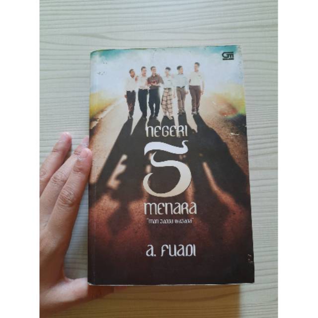 Negeri 5 Menara by Ahmad Fuadi [Buku Bekas Ori]