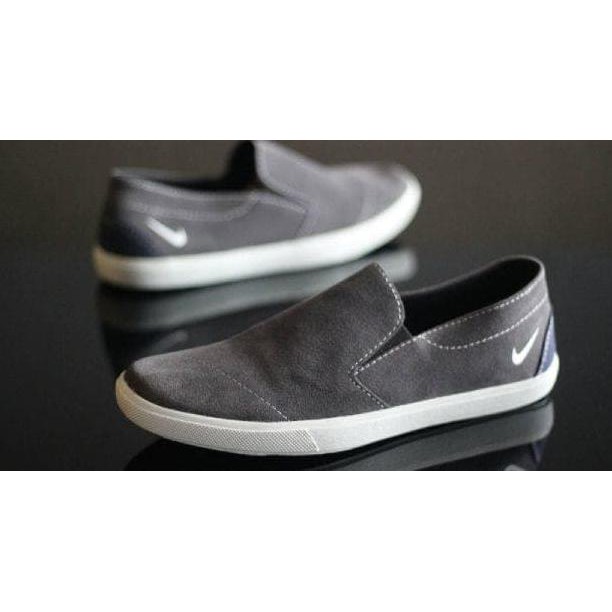 Sepatu nike 2024 slip on original