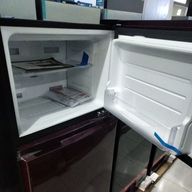 KULKAS SHARP 2 PINTU SJ 195 MD SR2