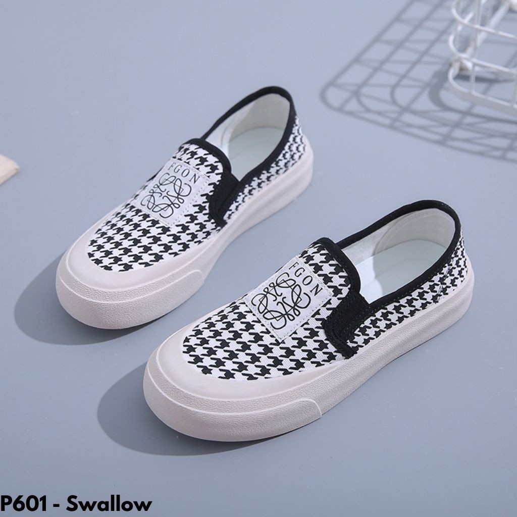SEPATU SNEAKERS WANITA SLOP TANPA TALI KANVAS SOLE KARET NYAMAN REMAJA DEWASA KERJA NGANTOR P601-Swallow