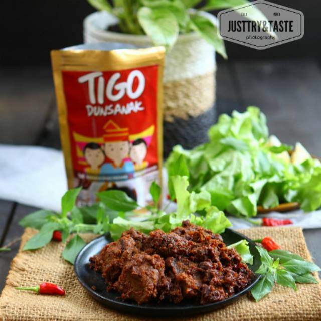 

RENDANG & DENDENG BATOKOK PADANG ASLI